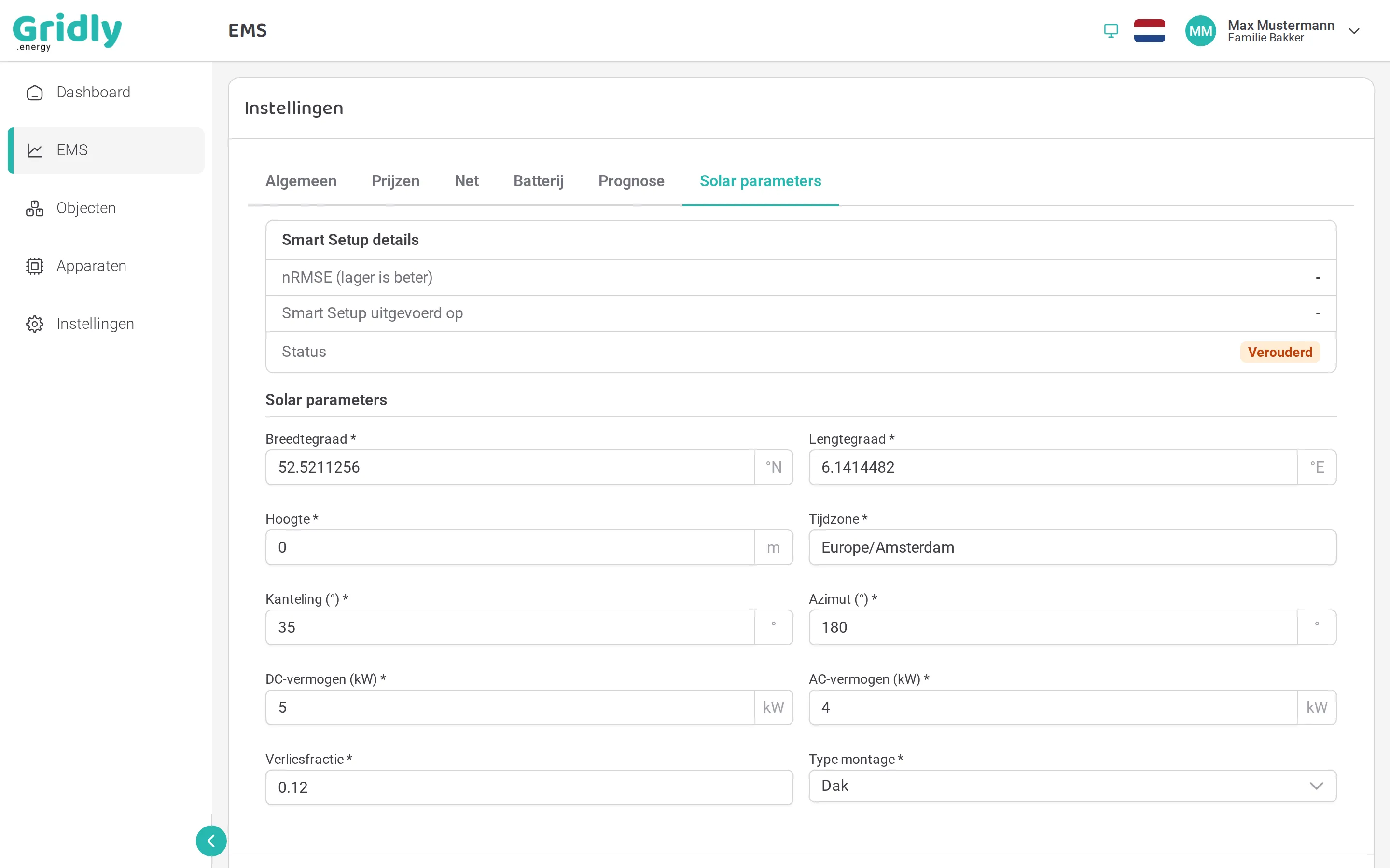EMS-instellingen, tabblad Solar parameters: Smart Setup details en de paneelgegevens